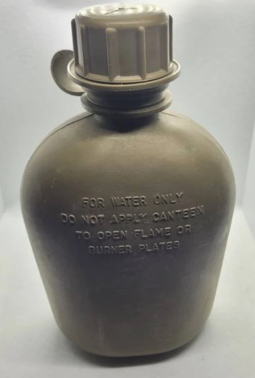 Vintage Army Water Canteen, 1982 U.s Green Bottle Military Gear, Tight Amazing Shape, Jug