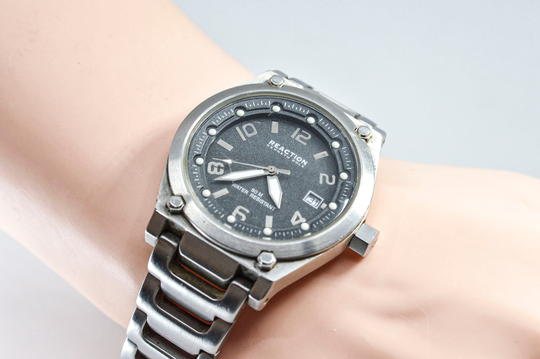 Kenneth Gole Reaction Steel Tone Mans Quartz Wrist Watch