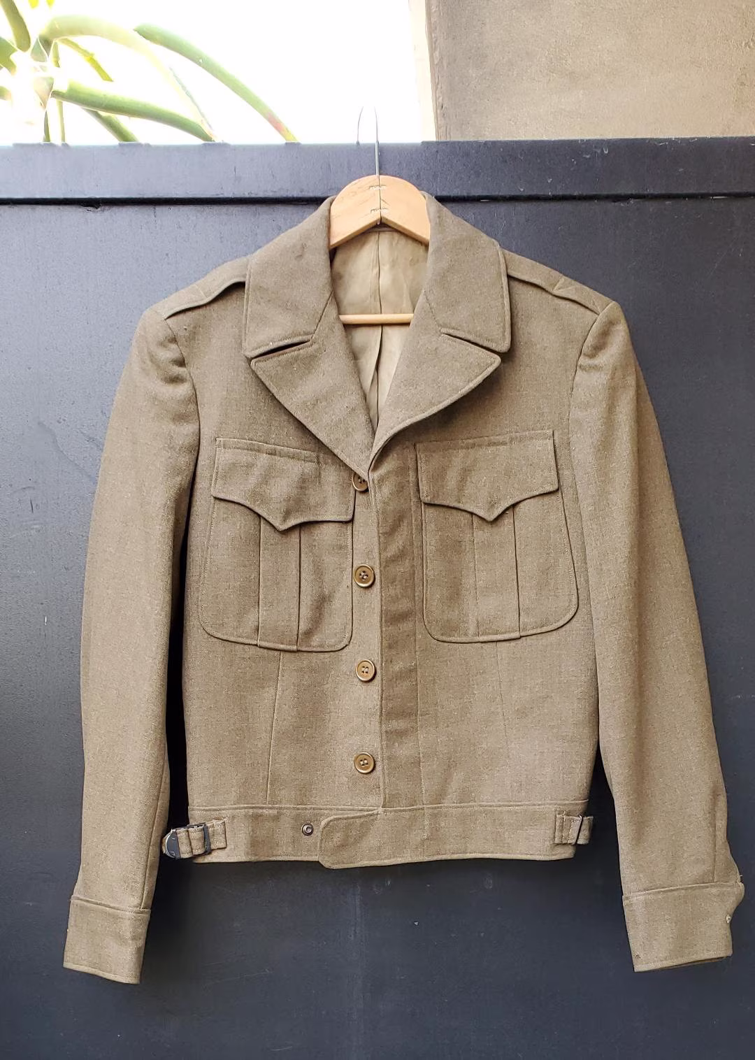 1945 Eisenhower Ww11 Olive Green Wool Cropped Jacket Ike O.d. Officers Made in The Usa Military 36R
