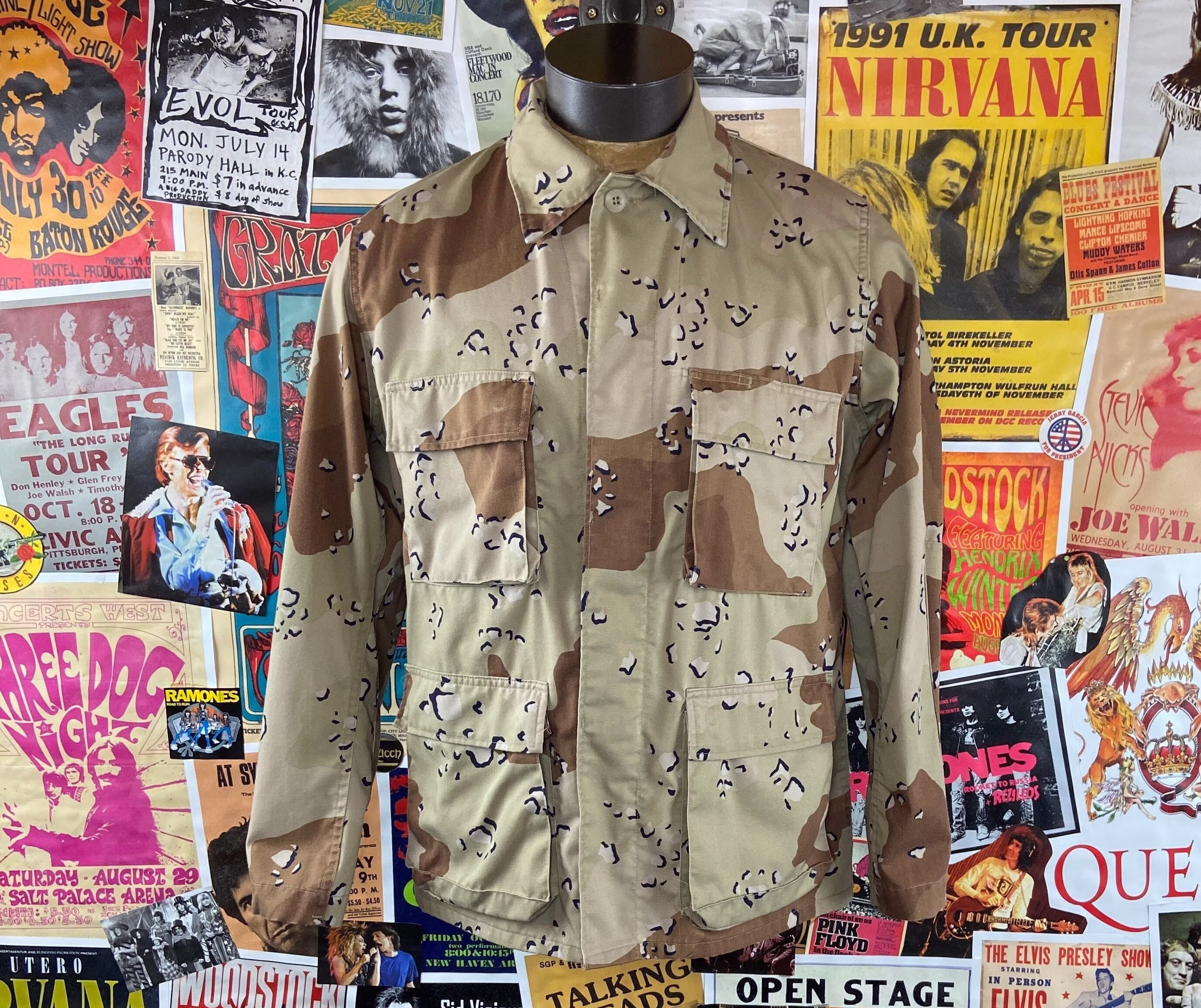 Vintage Men's 1980S Chocolate Chip Desert Camouflage 44
