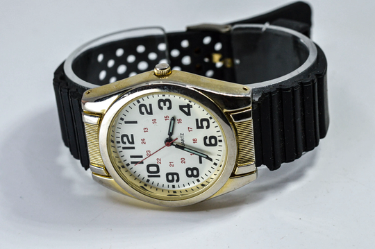 steel Tone With White Dial & Rubber Bracelet Womens Wrist Watch