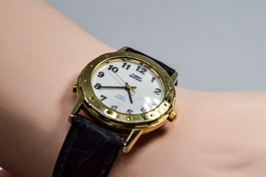 Timex Gold Tone With White Dial Mans Quartz Wrist Watch