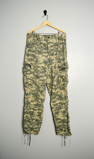 Vintage Distressed Camo Pants Medium Long Tall 34 Inches, Clothing, Military Clothes, 90S Grunge, Hip Hop, Streetwear