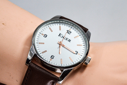 steel Tone With White Dial , Large Dress, Quartz , Mens Wrist Watch